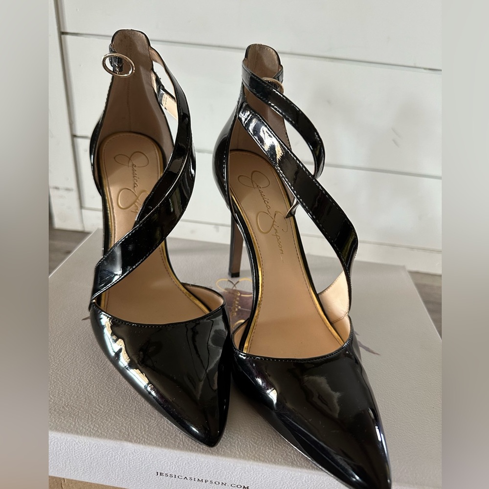 Jessica Simpson heels